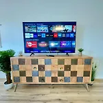 Διαμέρισμα 3 Apartment, 95 Qm, Max 5 Personen, Balkon, Garage, Internet 100 Mbit