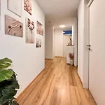 3 Apartment, 95 Qm, Max 5 Personen, Balkon, Garage, Internet 100 Mbit Διαμέρισμα Λέονμπεργκ