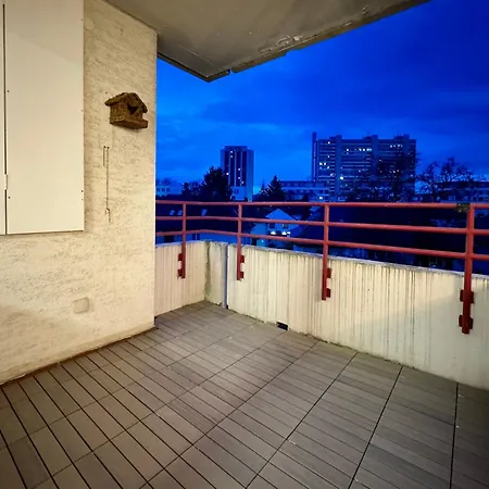 3 Apartment, 95 Qm, Max 5 Personen, Balkon, Garage, Internet 100 Mbit *